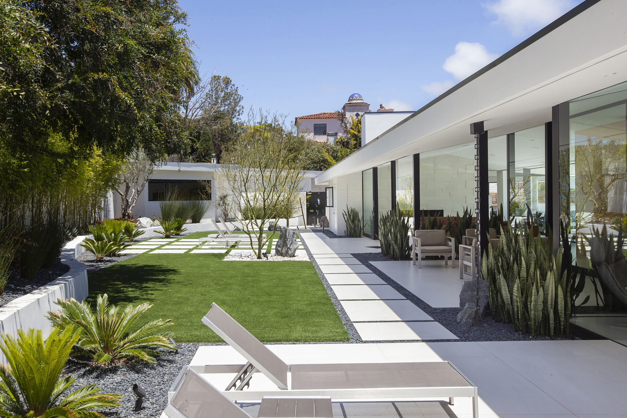 0105_736 Armada Terrace