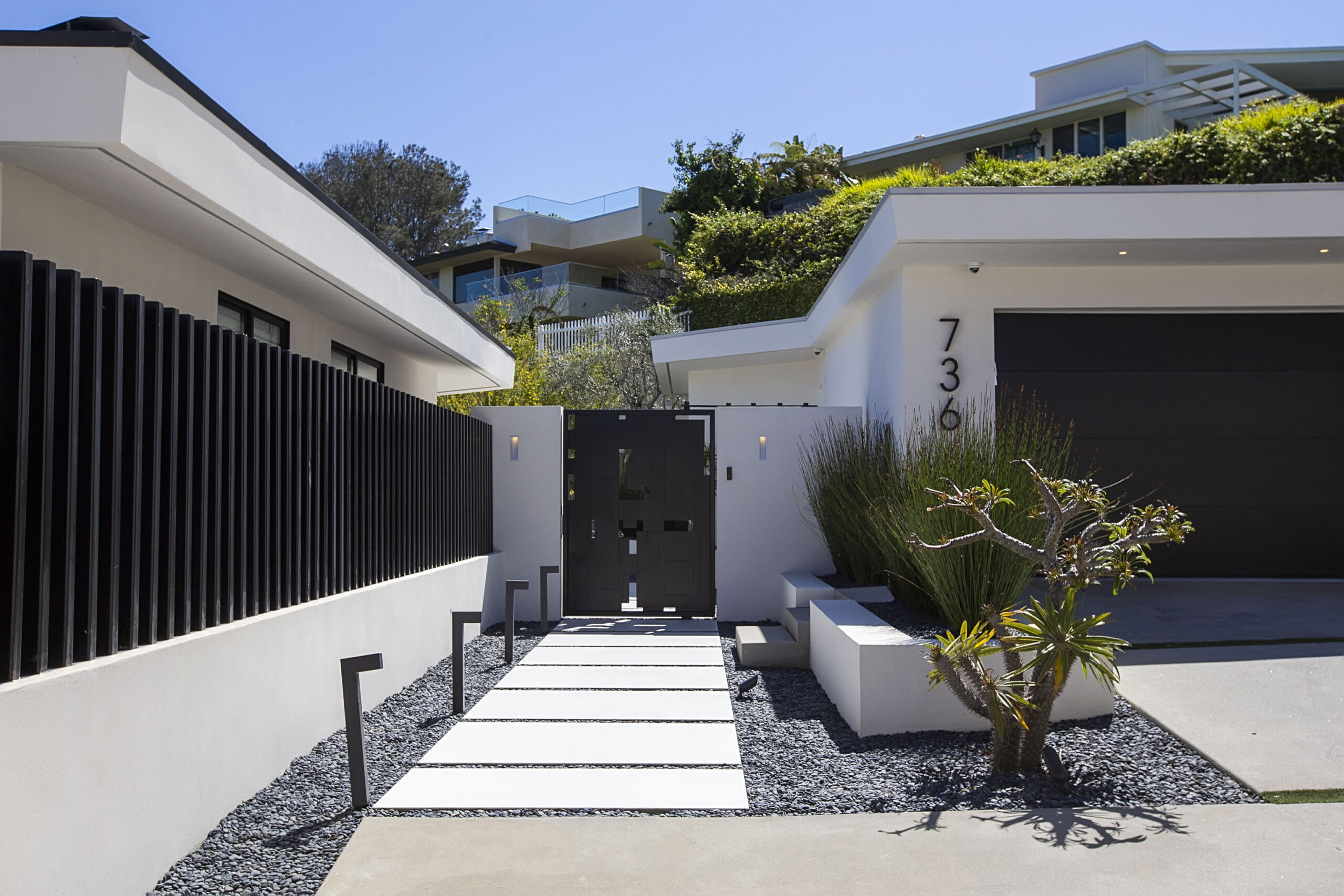 0127_736 Armada Terrace