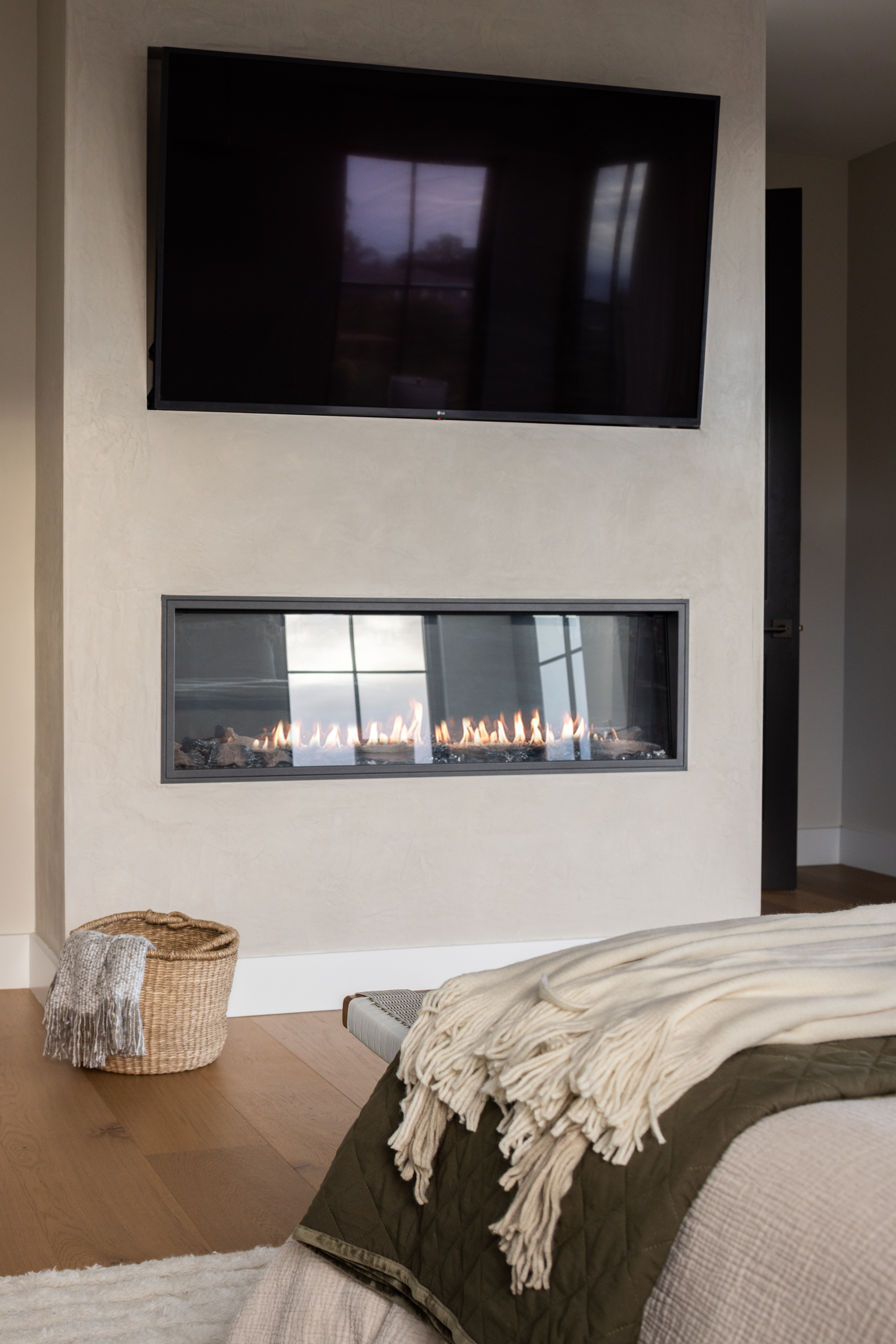 ThunderBirdfp-NaderEssaPhotography